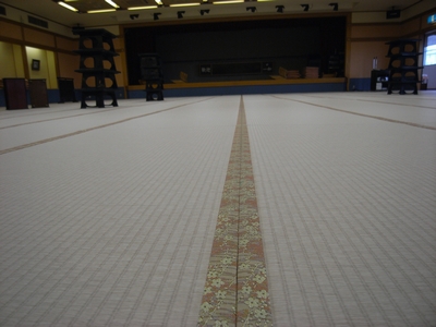 宴會(huì)廳也采用了易于保養(yǎng)的MIGUSA，非常舒適！